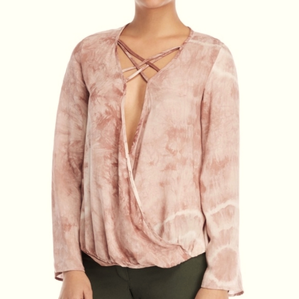Onetheland tiedye top